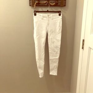 American Eagle White jeans